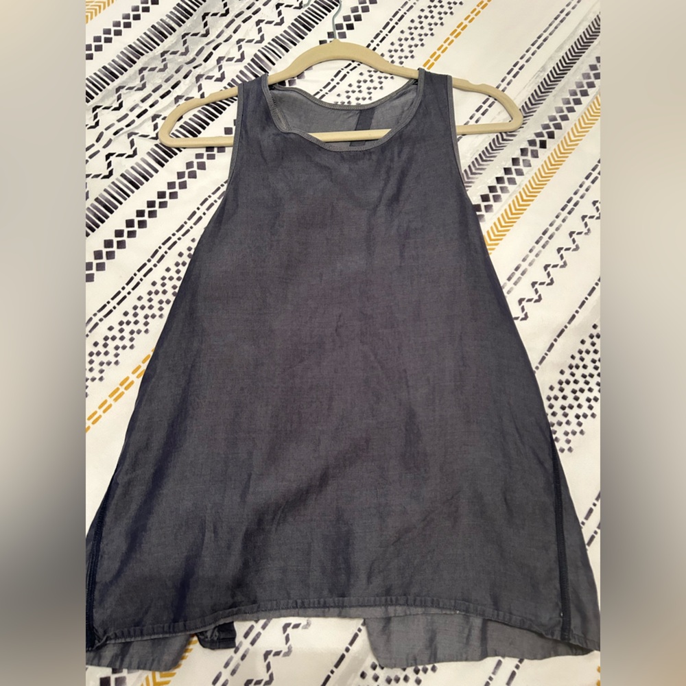Lululemon Gray Sleeveless Top